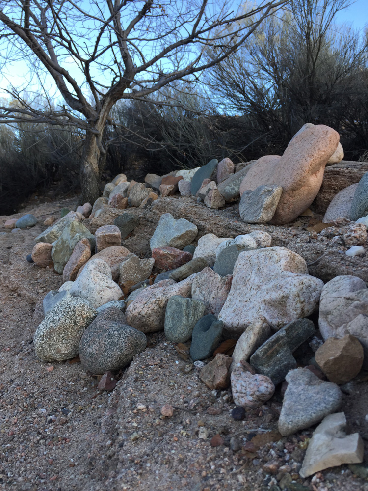 dawnchandler_santa-fe-heart-rock-shelf-04_1000px